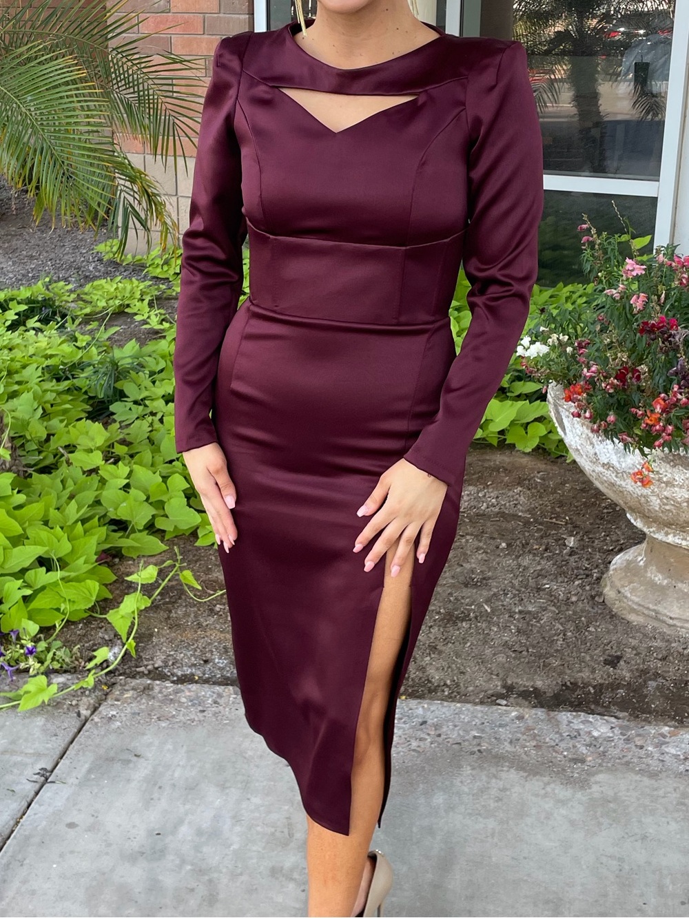 Sleek Burgundy Cutout Midi Dress with Side Slit